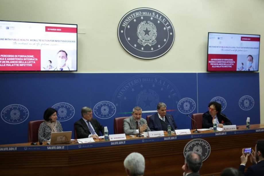 Ministero (1) medici di famiglia malattie infettive